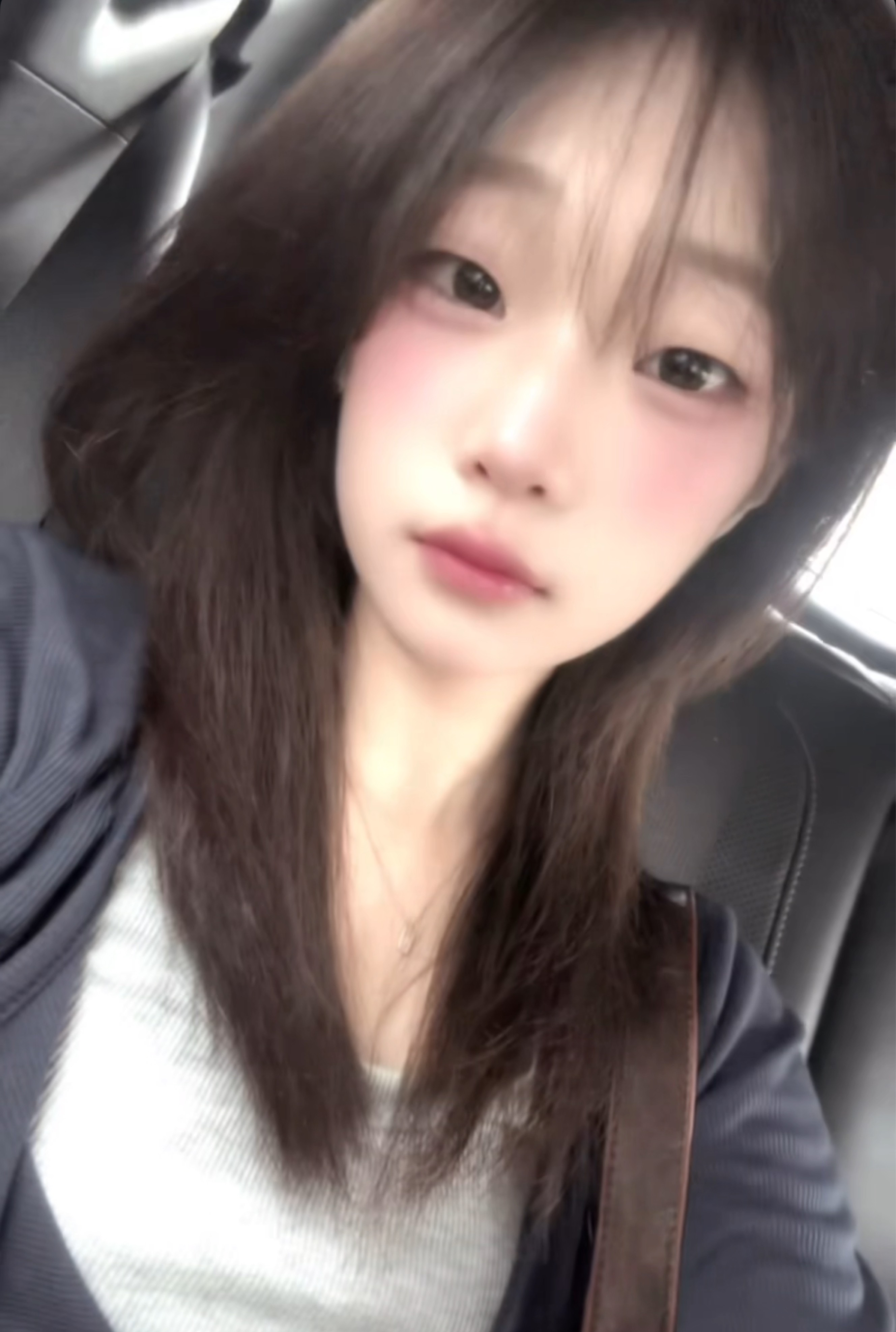 𝐼'𝑚 𝑤𝑎𝑖𝑡𝑖𝑛𝑔 𝑓𝑜𝑟 𝑦𝑜𝑢