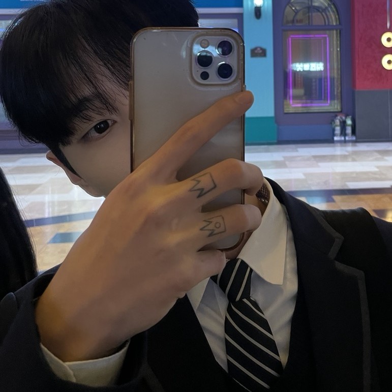 #여기는 골골중