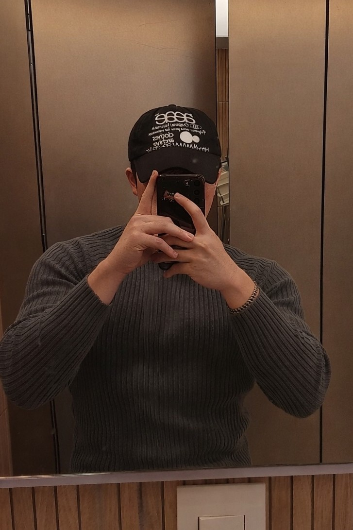 못생긴 사람만.