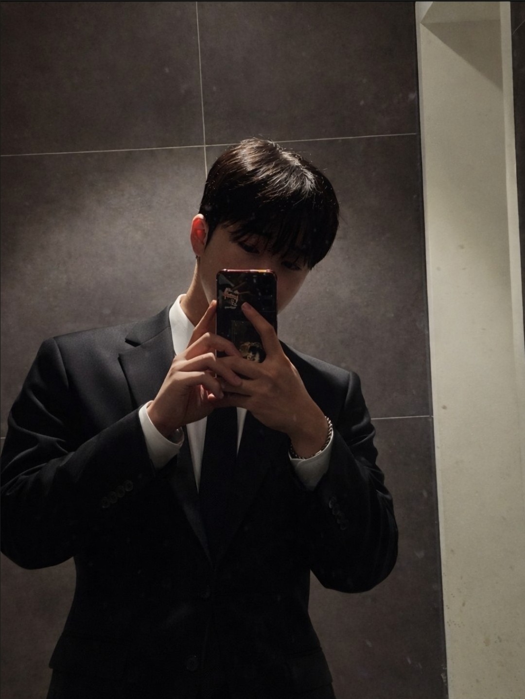 라콜 1번 여친 구함