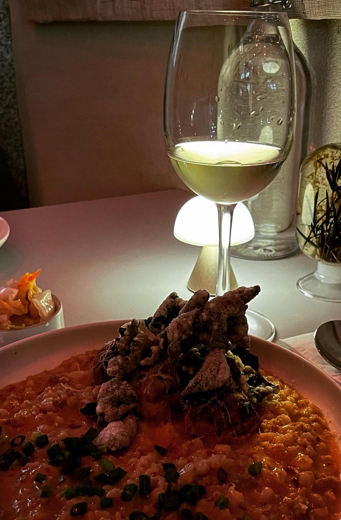 이젠 한시 오분 멈춰있는 ⠀