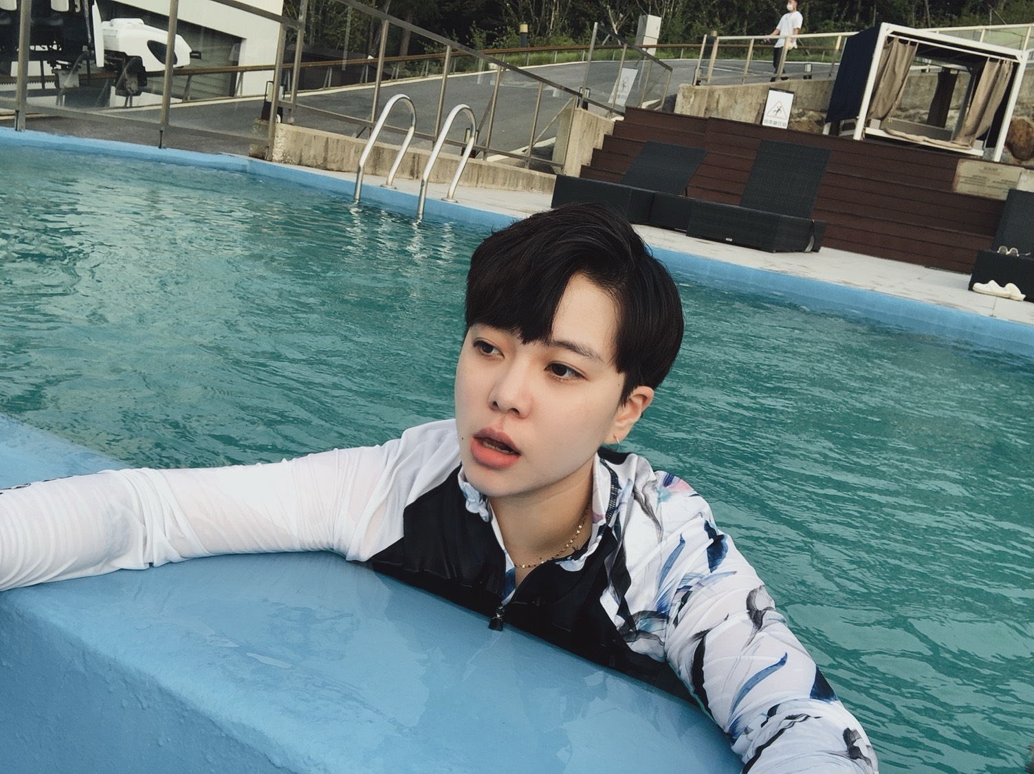 멱살 잡힌 놀이터