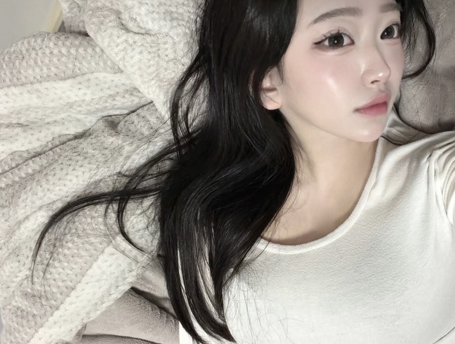 너 뭐 하 니 왜 안 와?