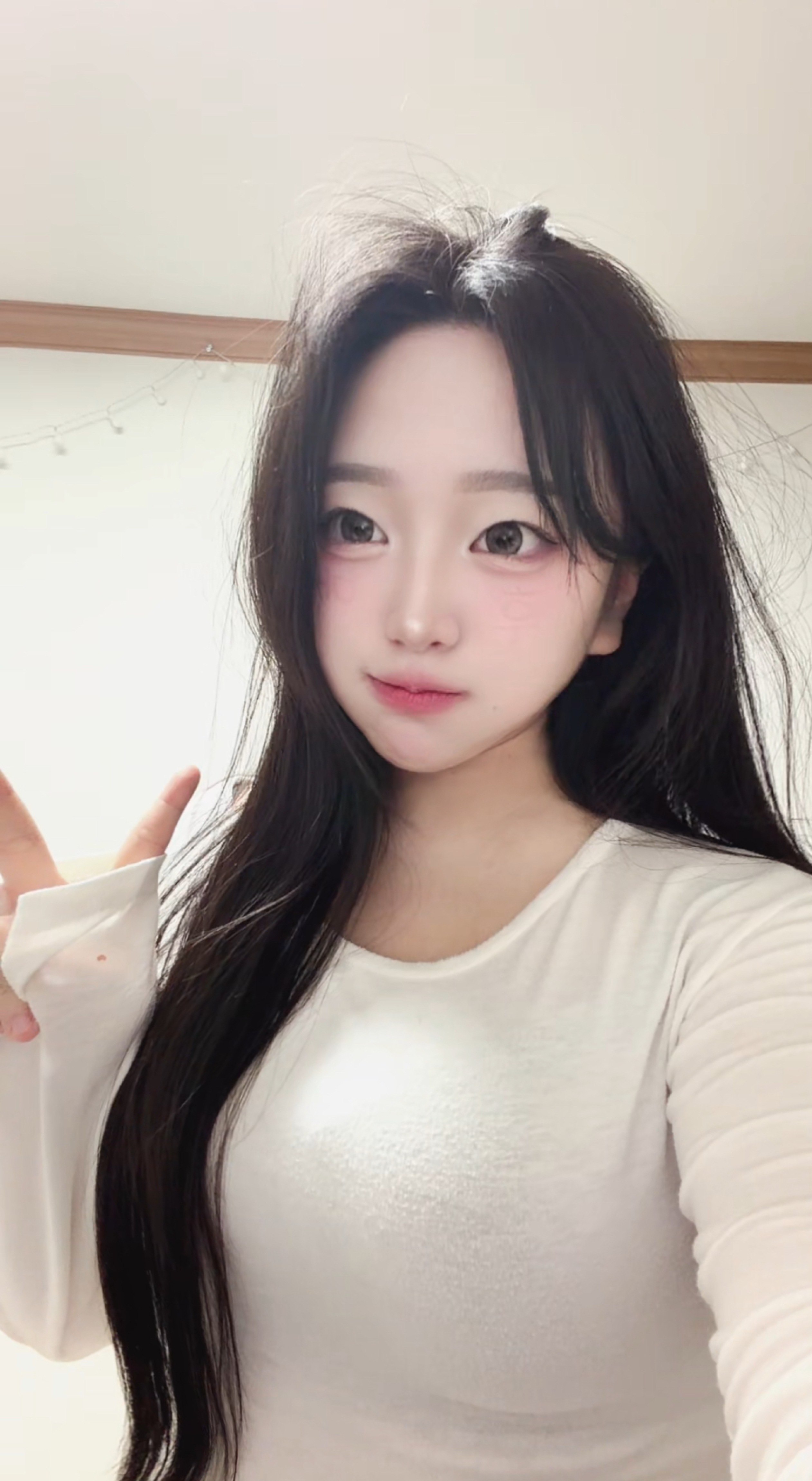 신입) 너 모 하 니? 왜 안 오 니