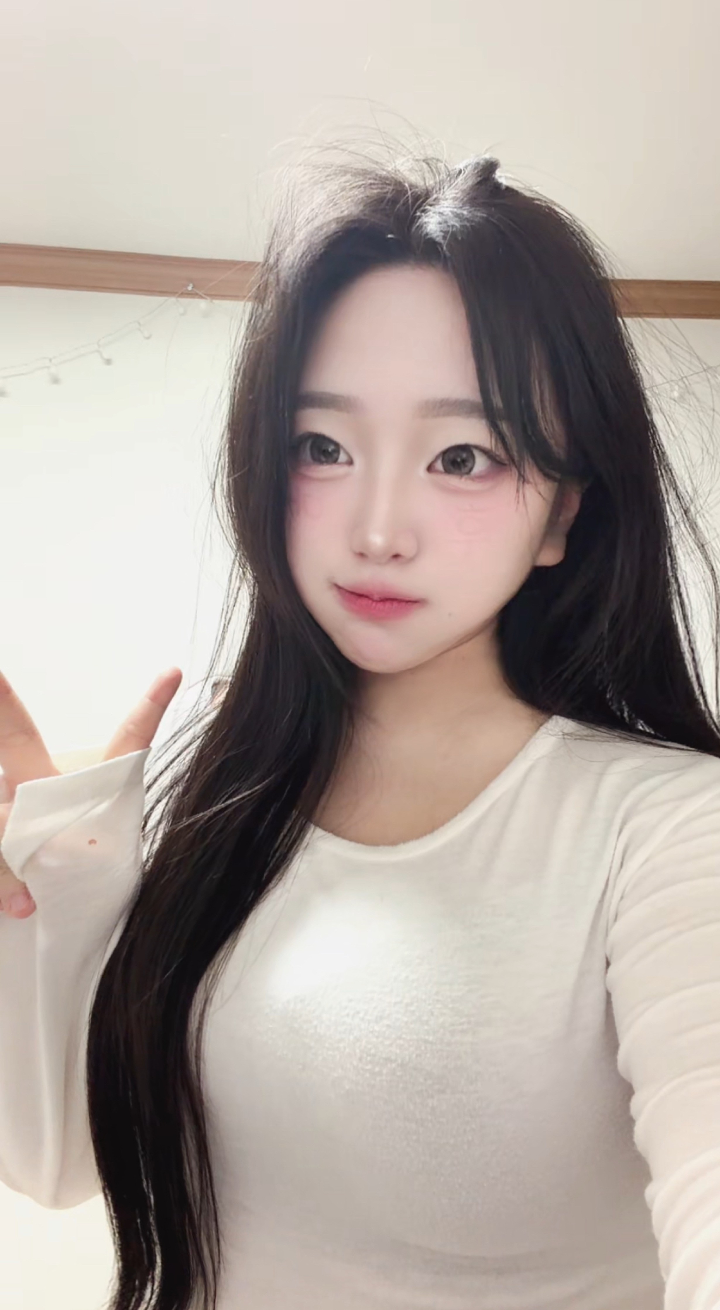 신입) 너 모 하 니? 왜 안 오 니