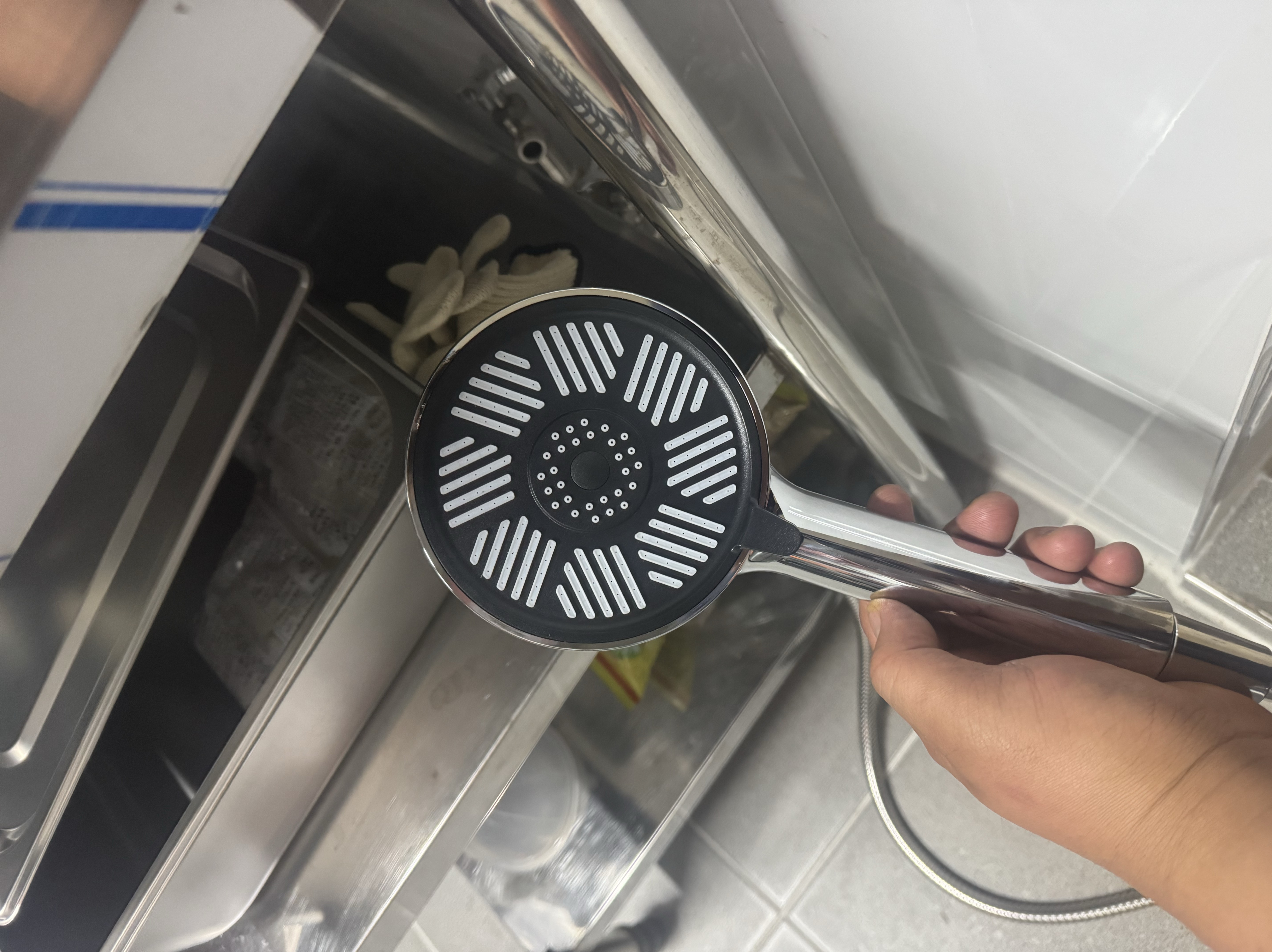 갈 곳 없는 자들의 쉼터