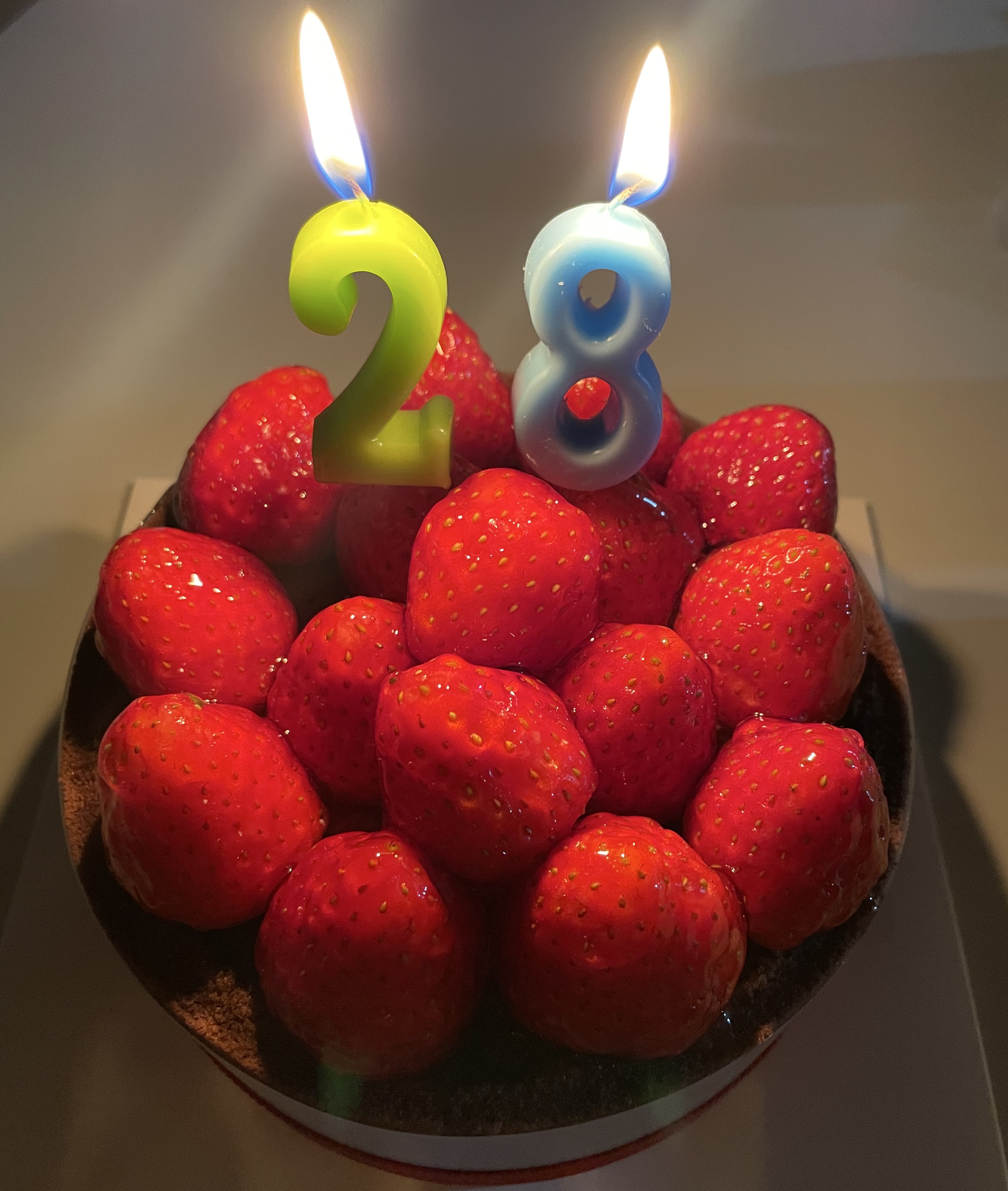 해피…벌스…데이…?