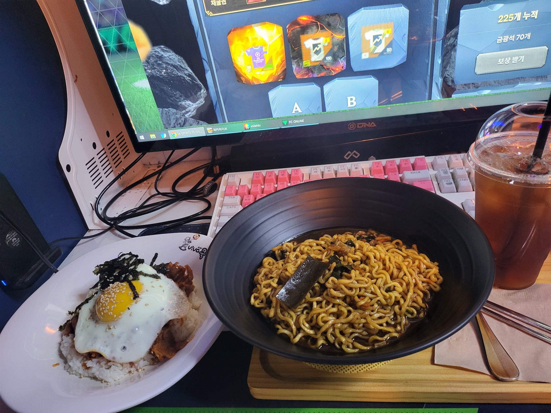 저에요,1티어 목소리.