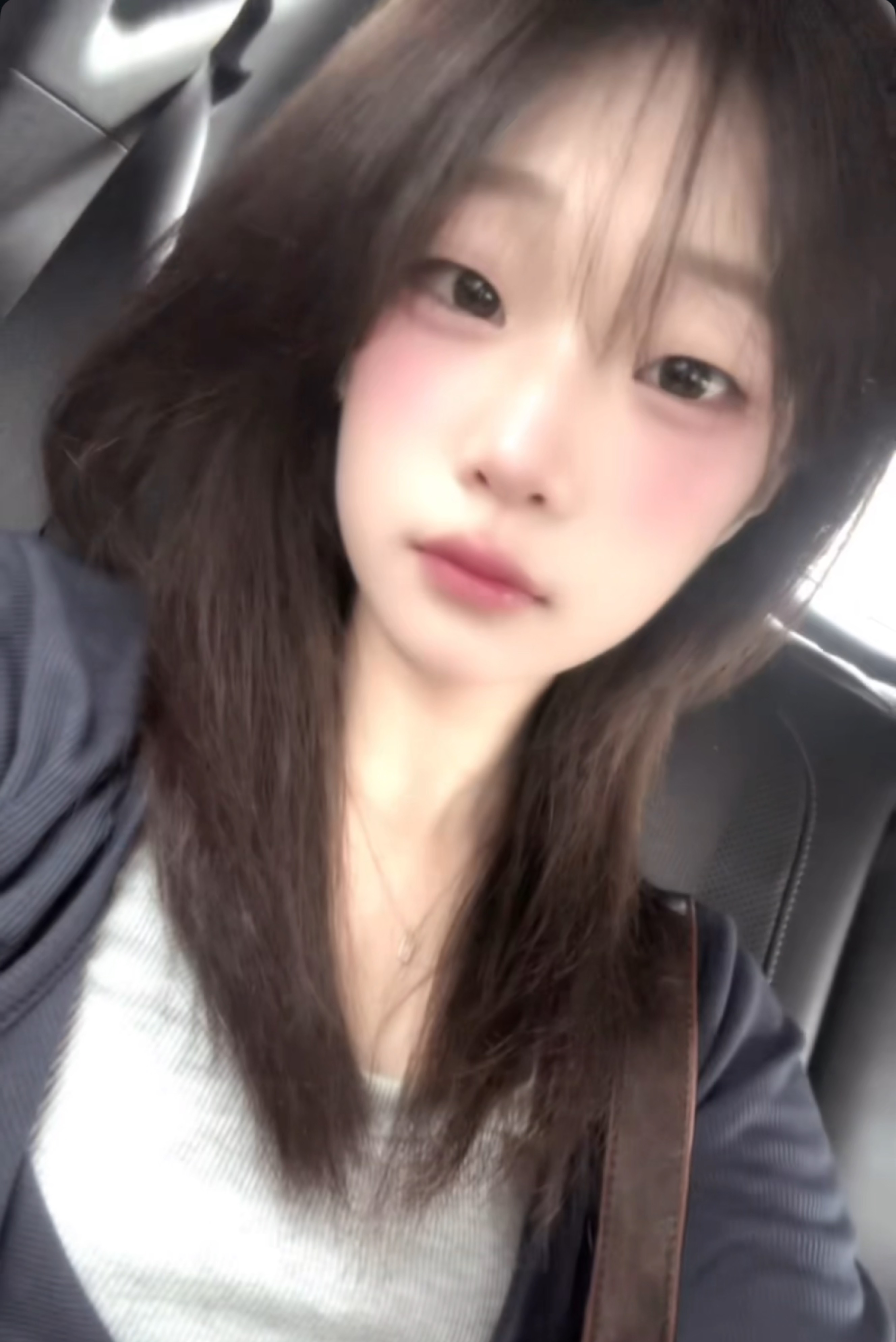 눈 마주쳤으면 들어와