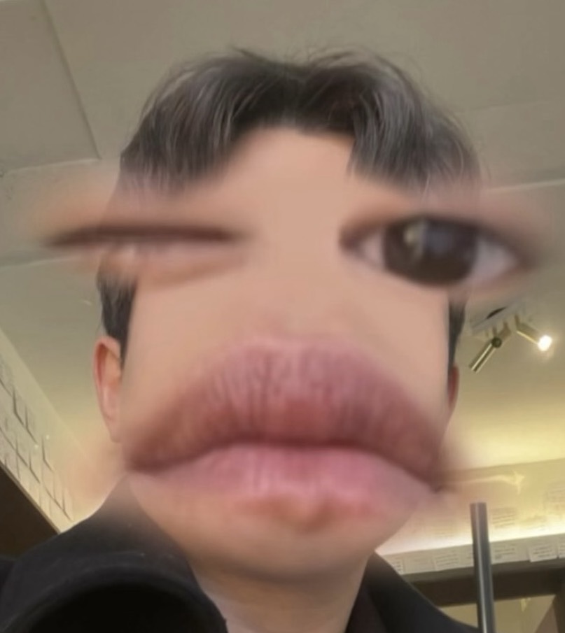 일한다.