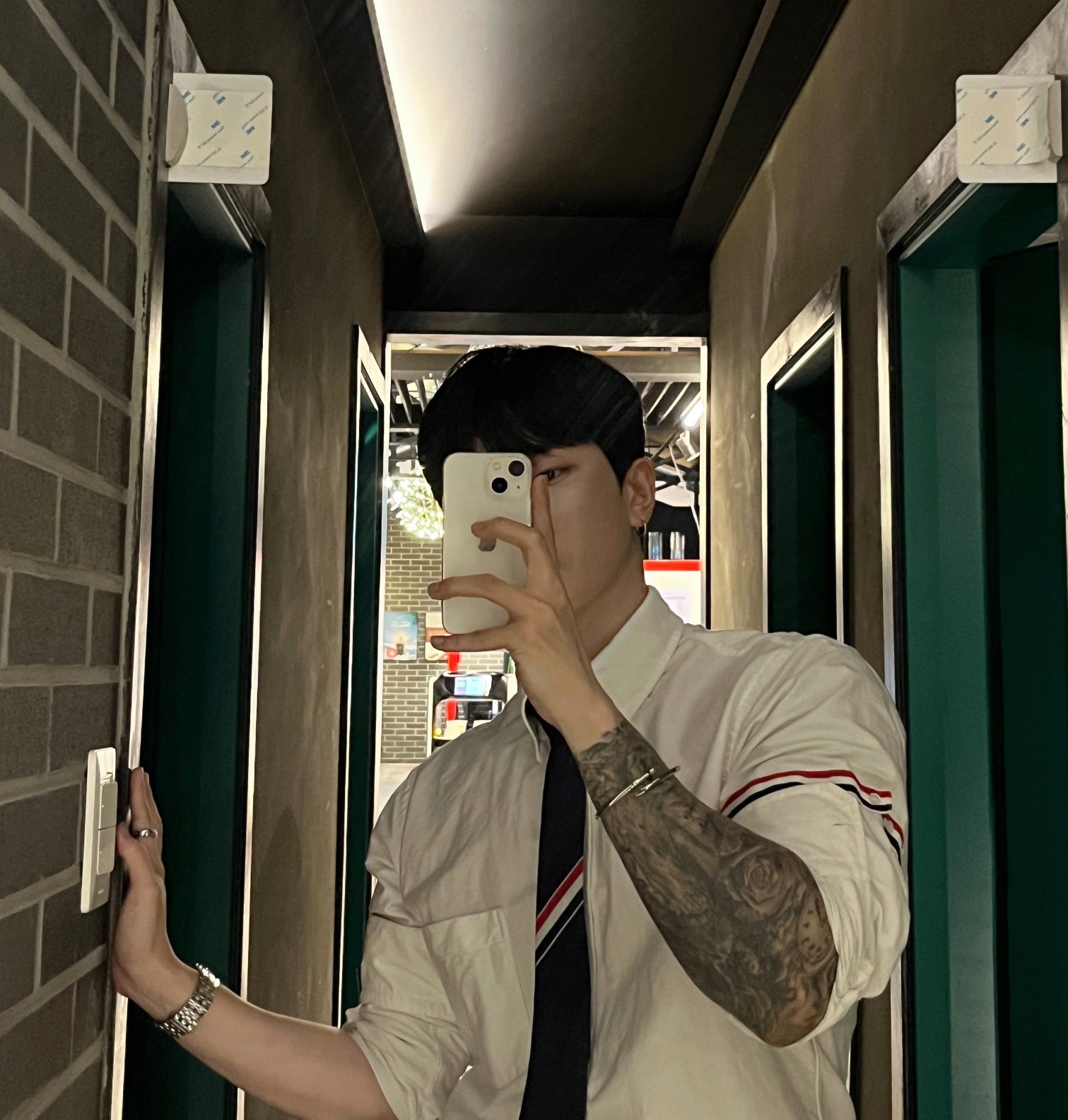 아무도 모르게