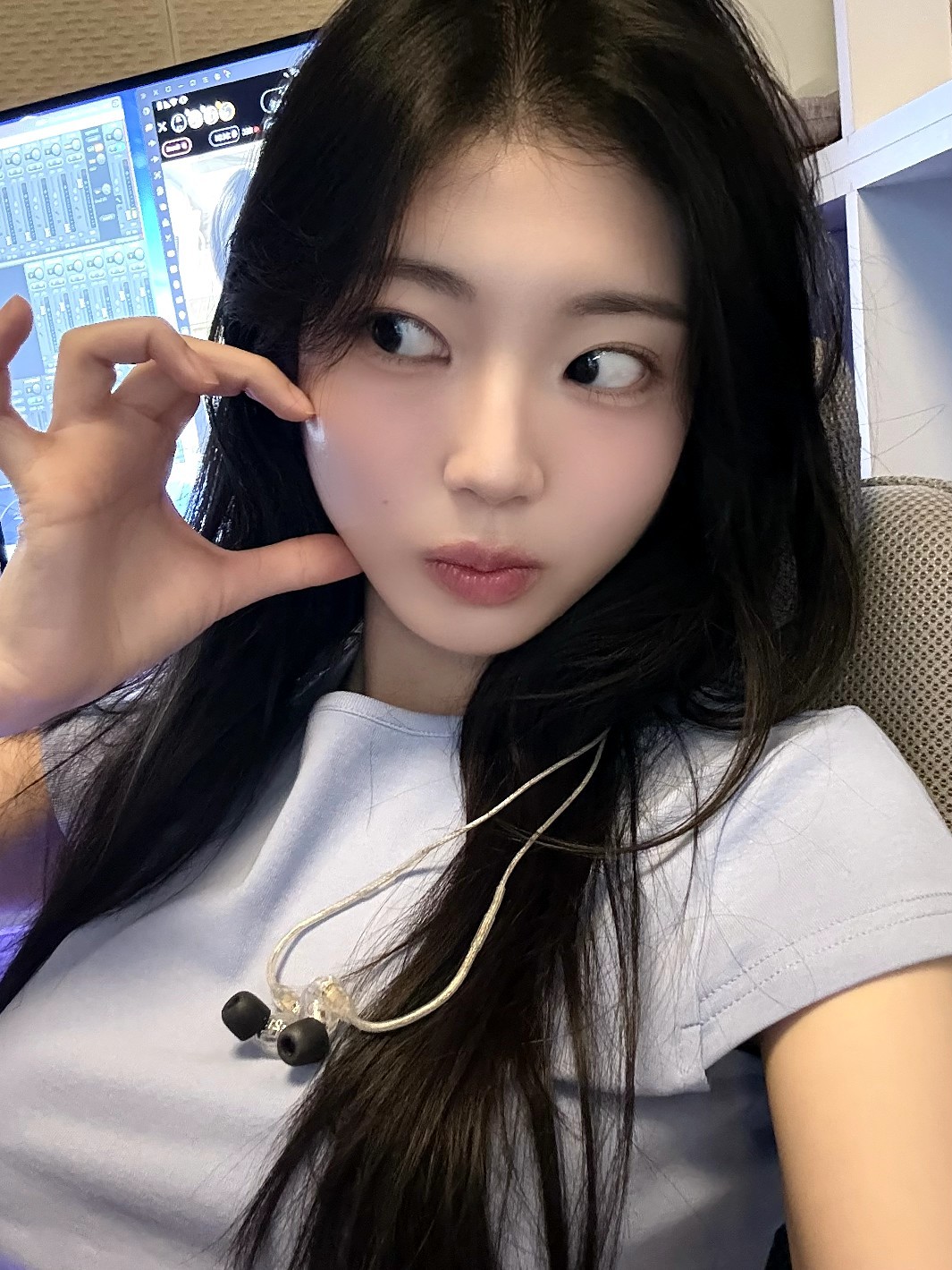 나랑 좀 더 자