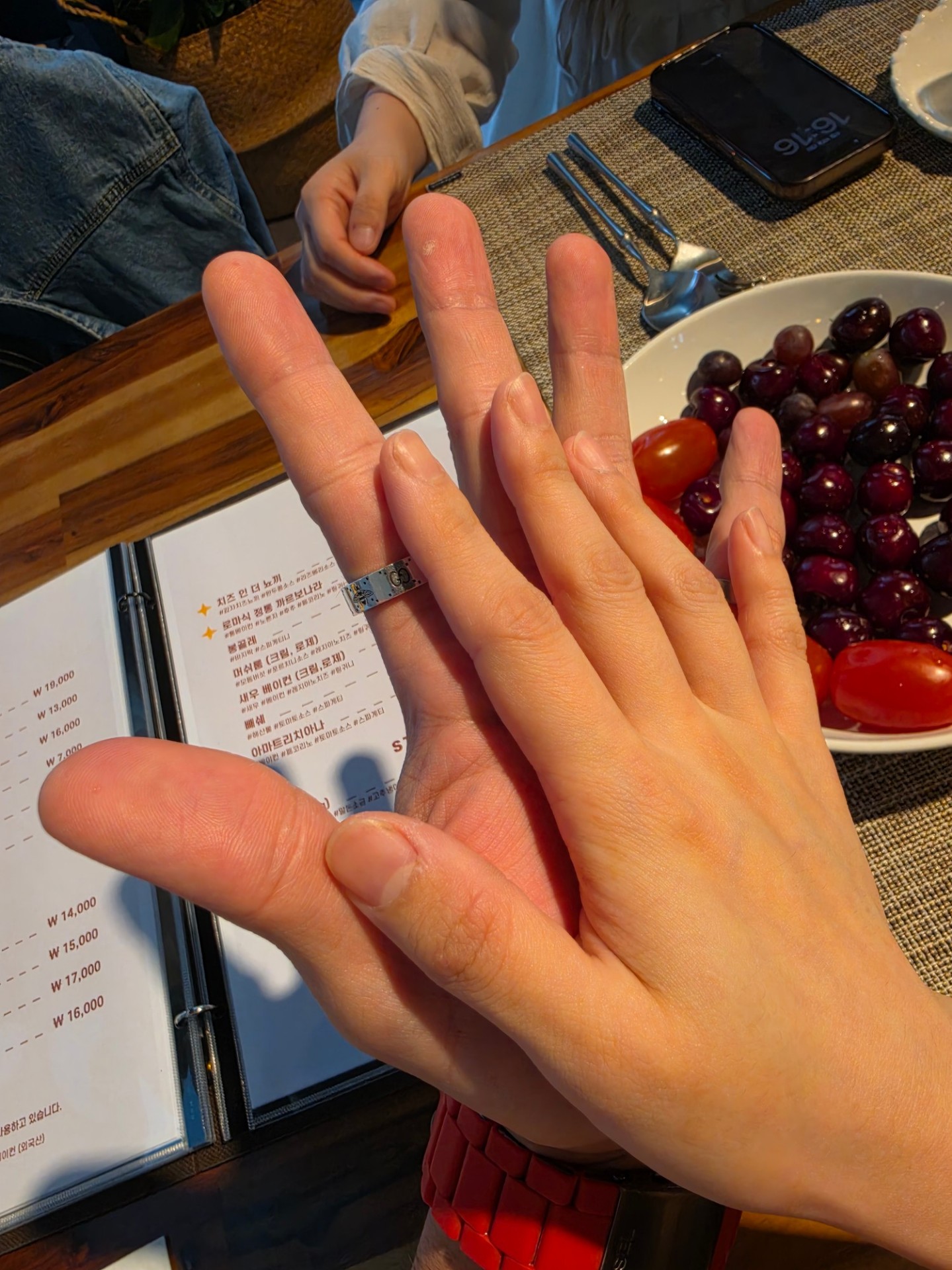 너의 점심에 𝙷𝚘𝚛𝚊 𐴑ꯦ