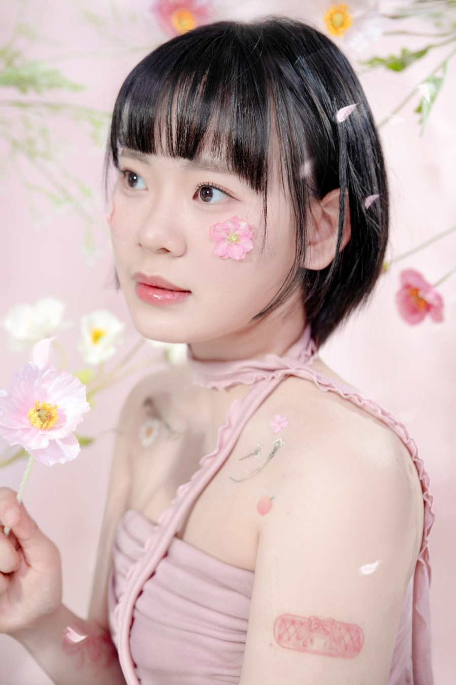 아야키우기: 꽃잎 스킨🌸