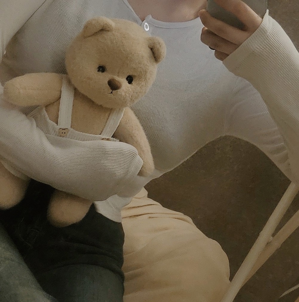 ⊲  Ⅱ  ⊳  잔잔