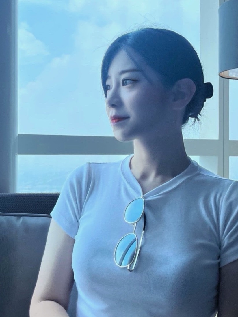 연휴에 뭐하시나연 (시끄러운 사람)