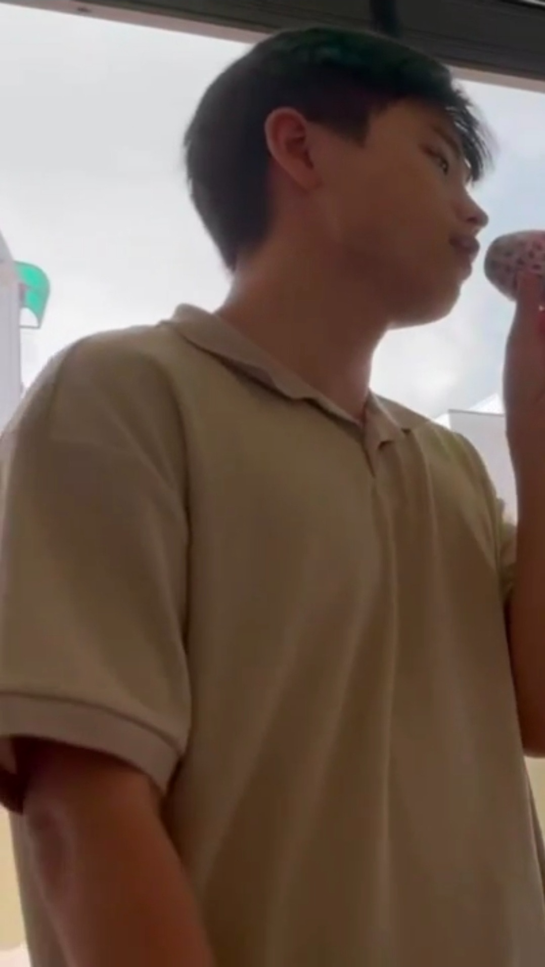 맞아여. 웃음 전도사 네이티브