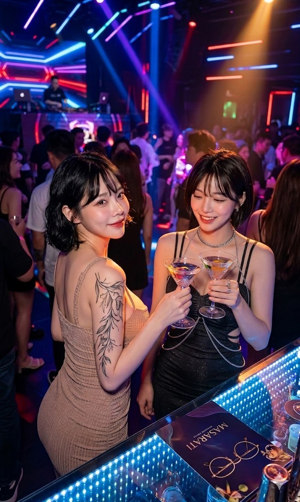칵테일 마시는 누나