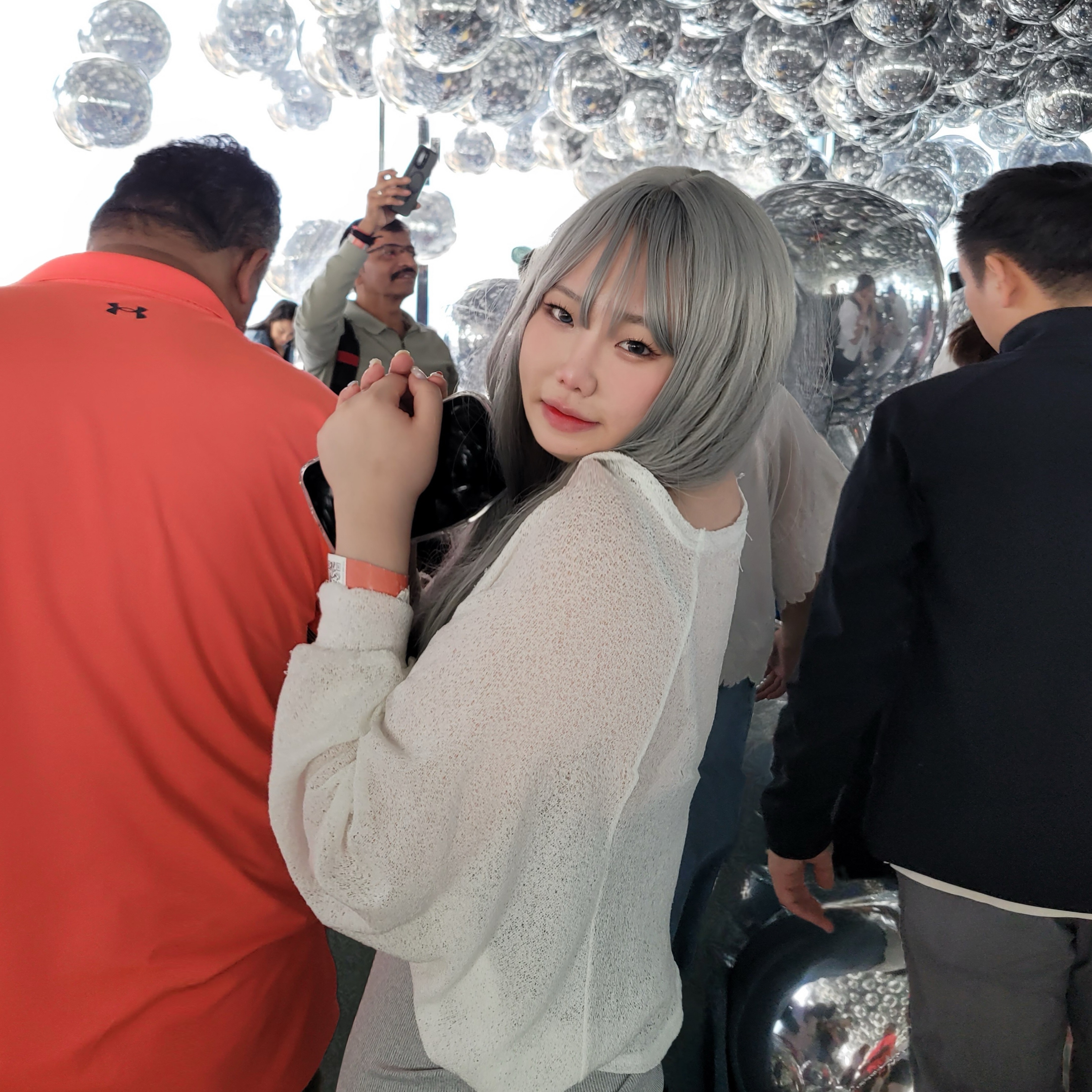 거긴 몇시야 ?