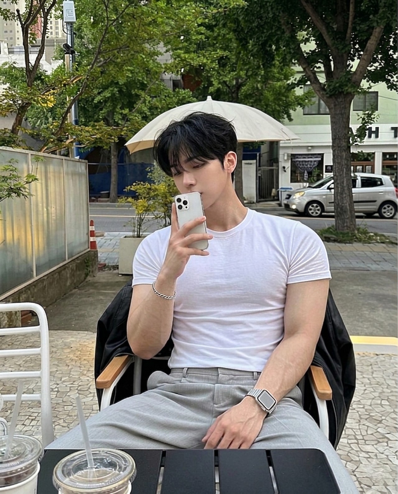오늘도,  문이안 🥤