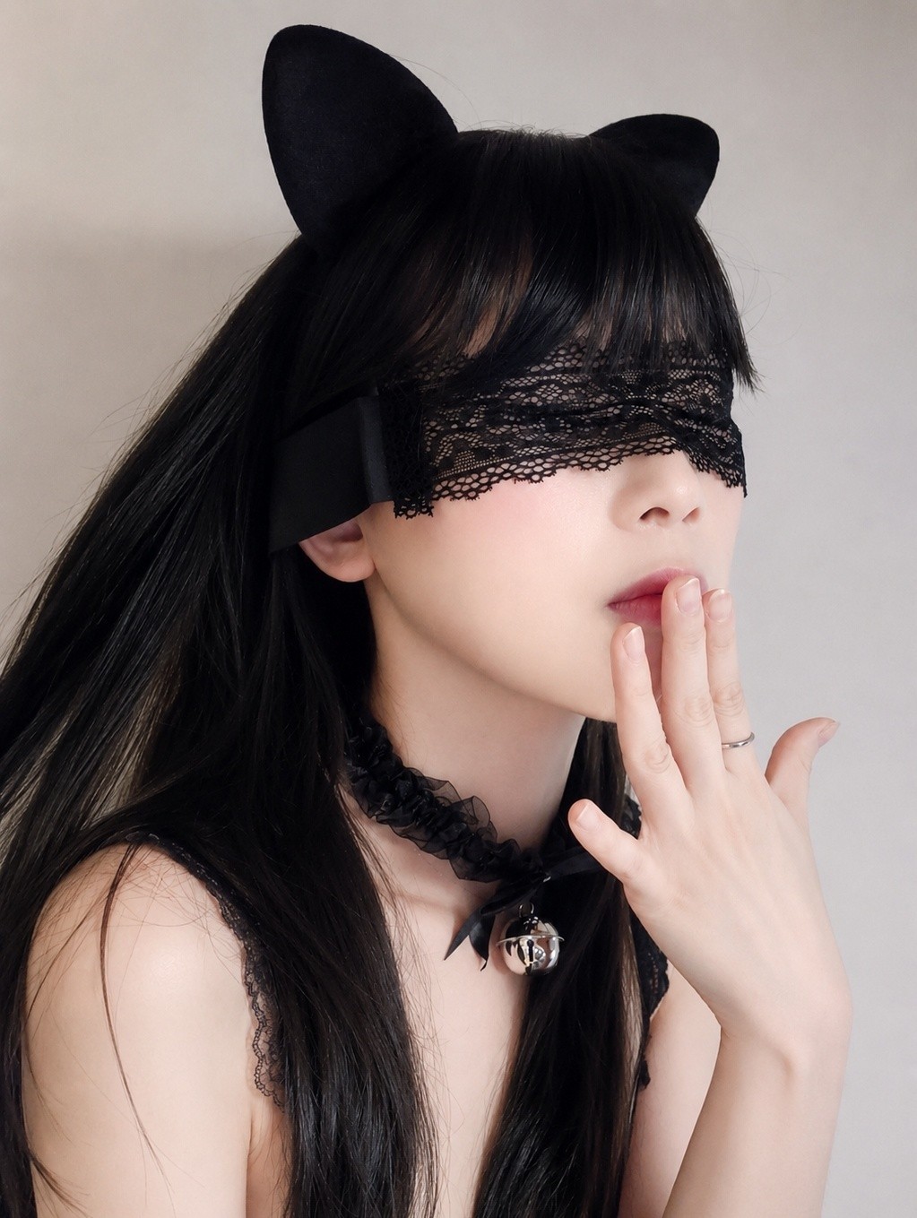 야옹,넌 잊을만 하면 찾아오더라.