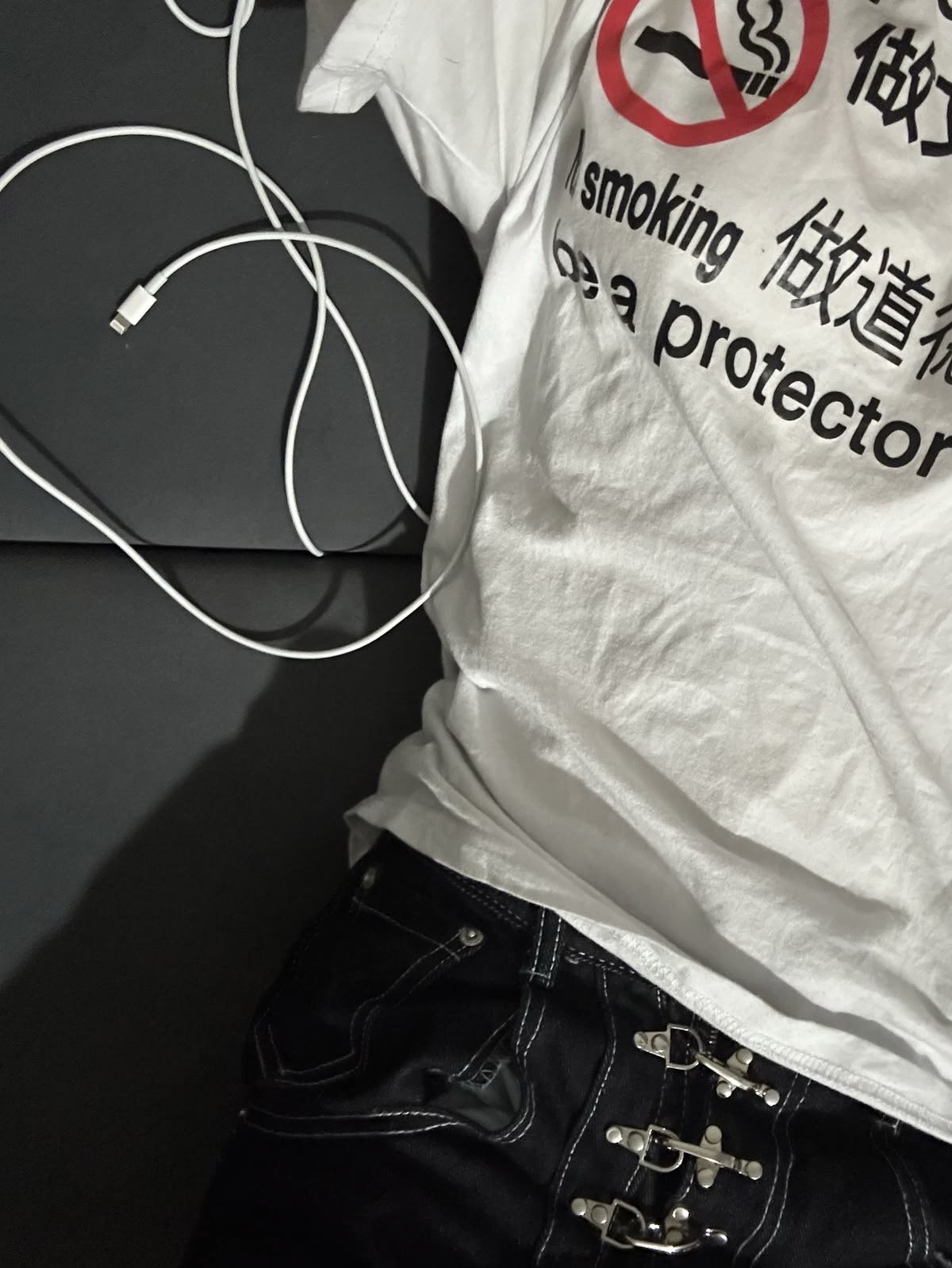 1129