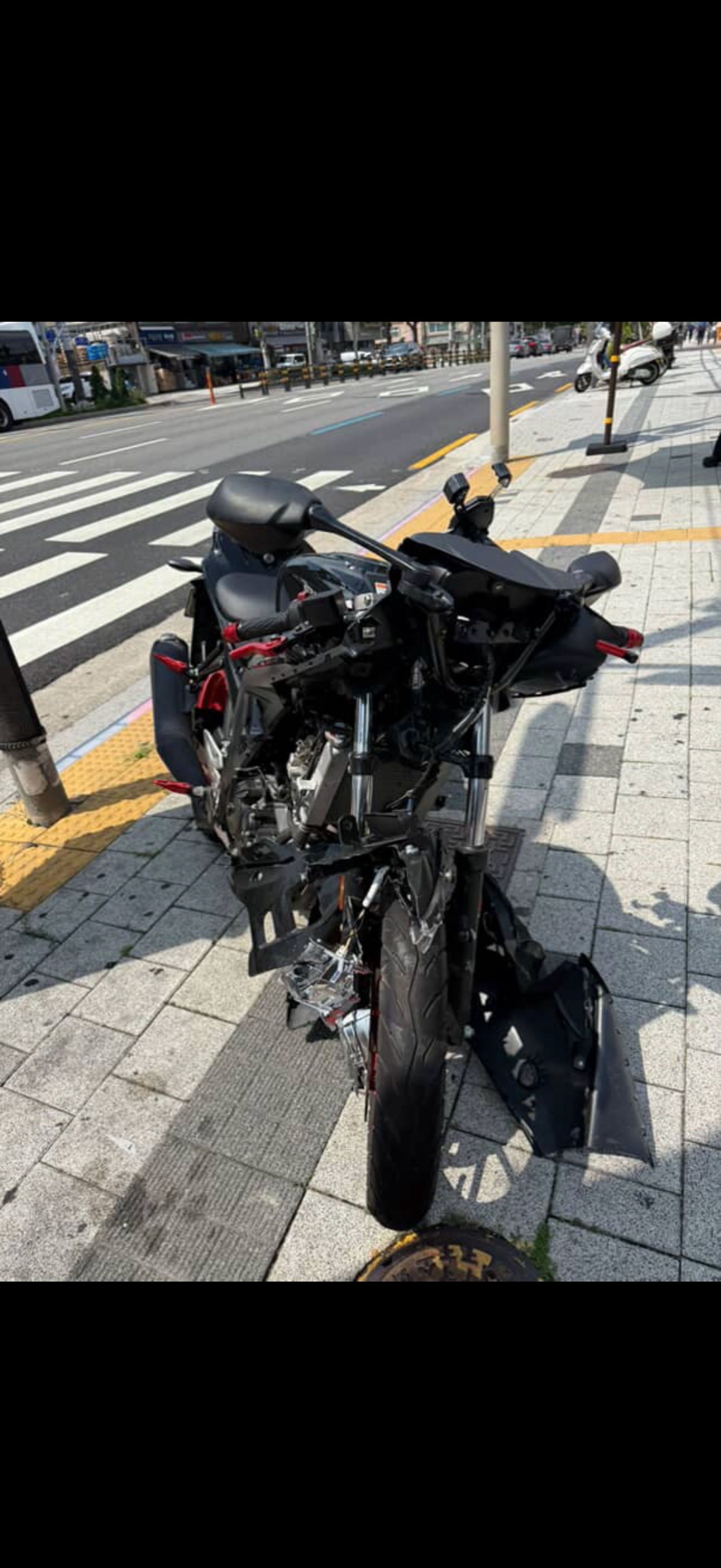 수다 모르겠고 심심..