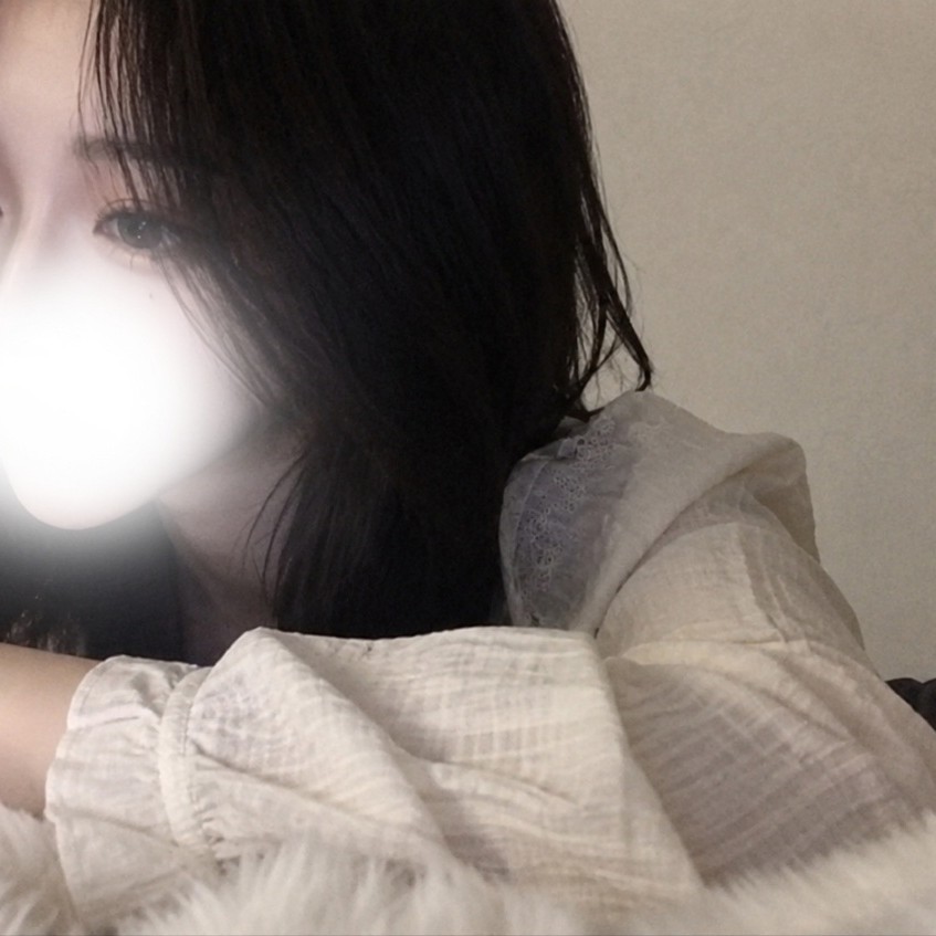 아무도 몰래 행복하자