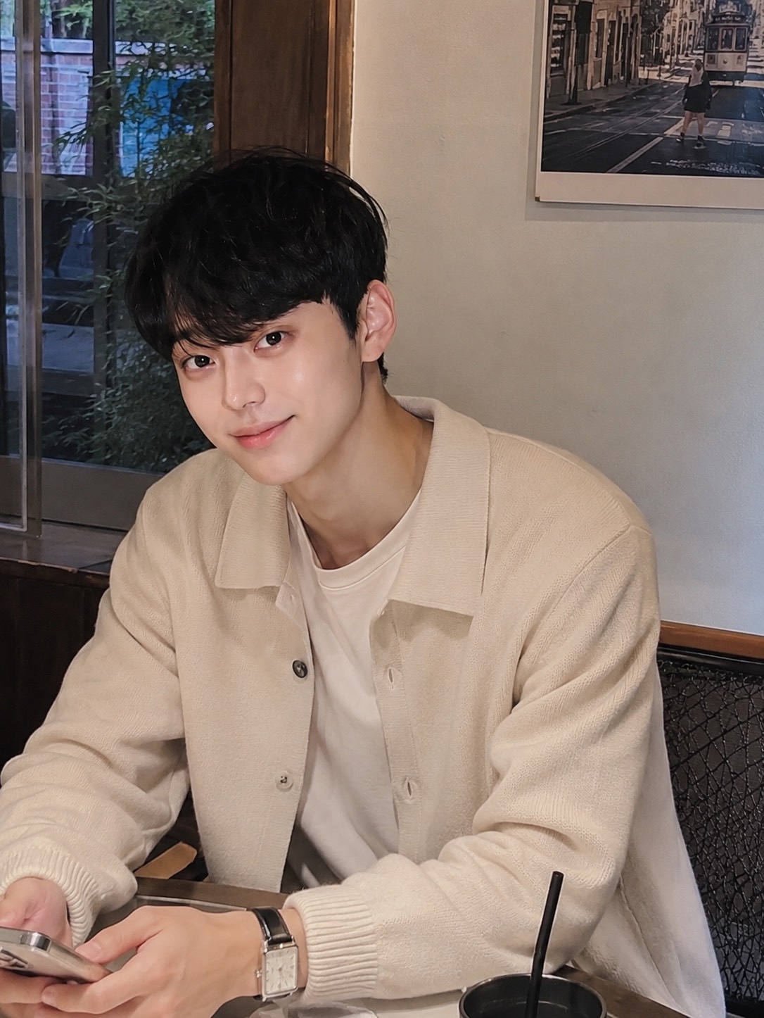 야 외 라 이 부