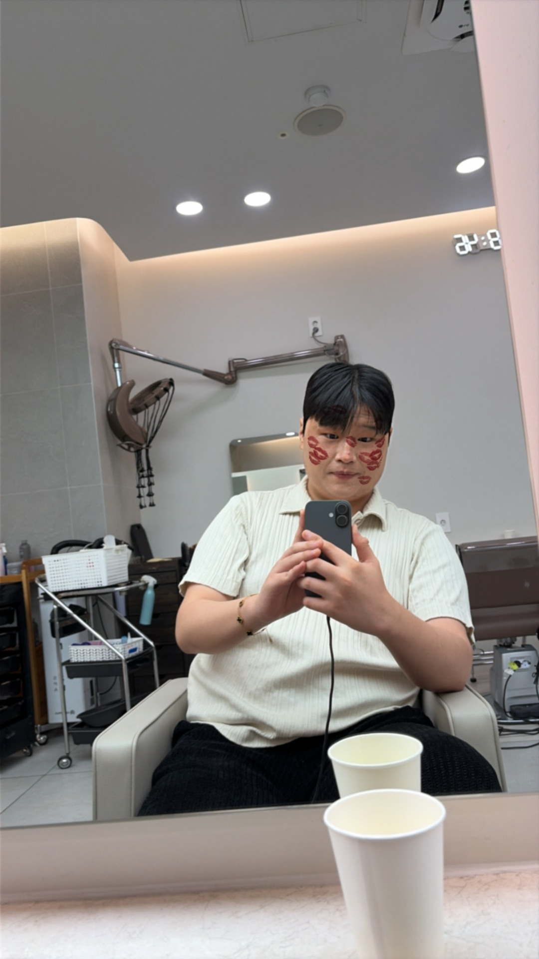 # 들어오면 나이 맞춰드립니다