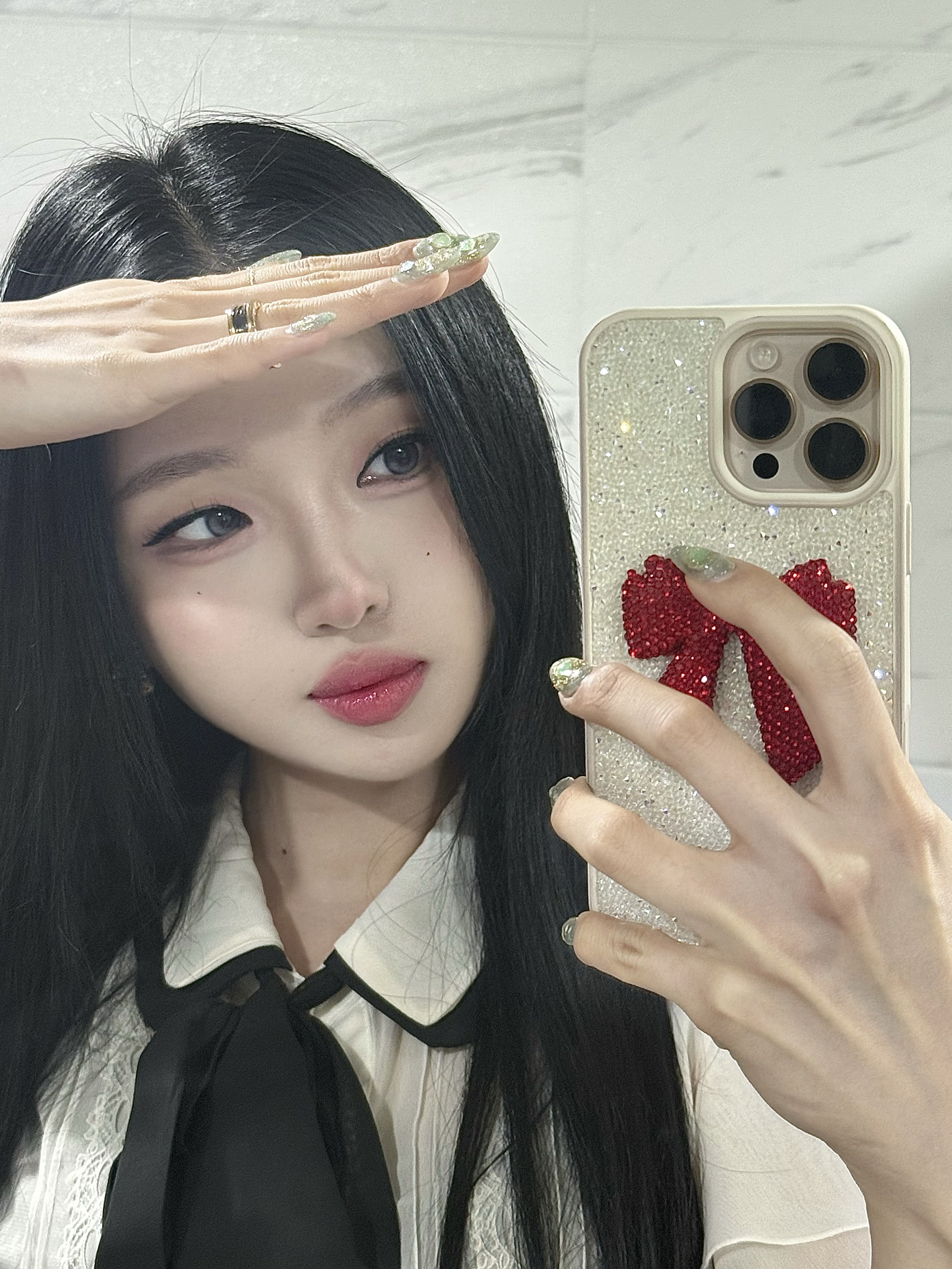 아 예쁘다.