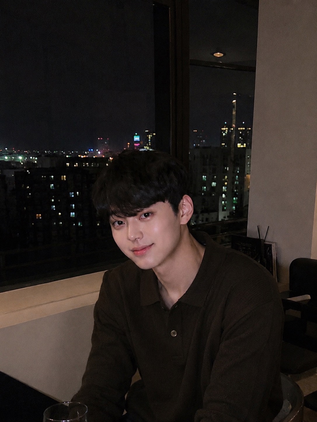 야 외 라 이 부