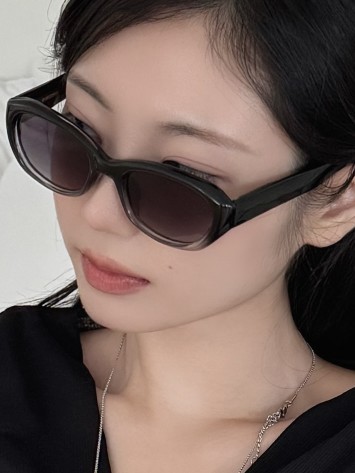 좀 더 자요