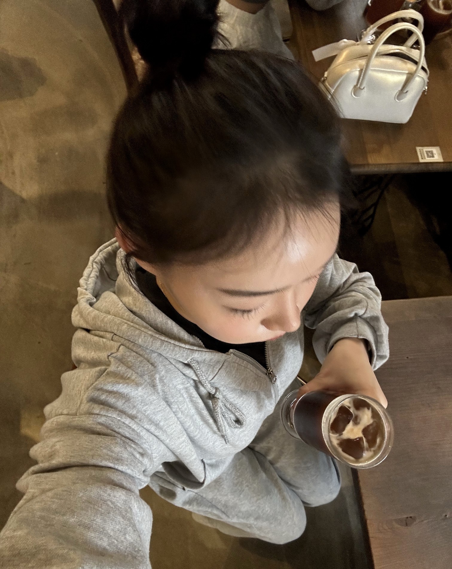여기 시원해요
