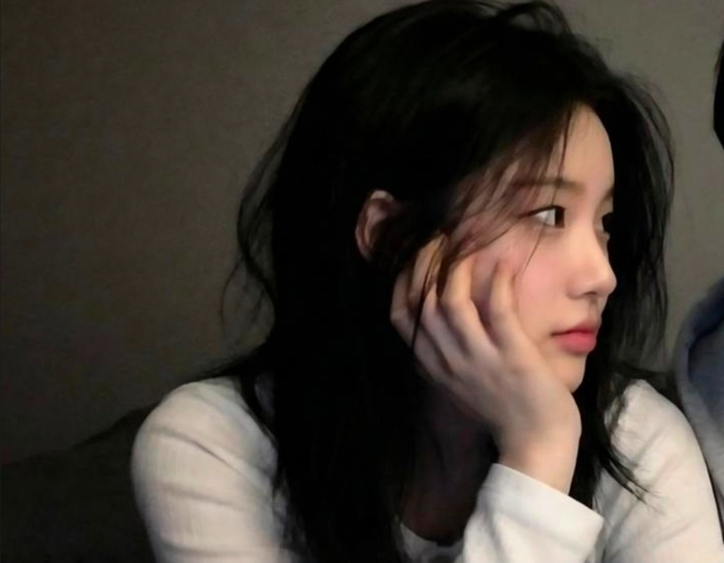 낑 솔 비 는자라
