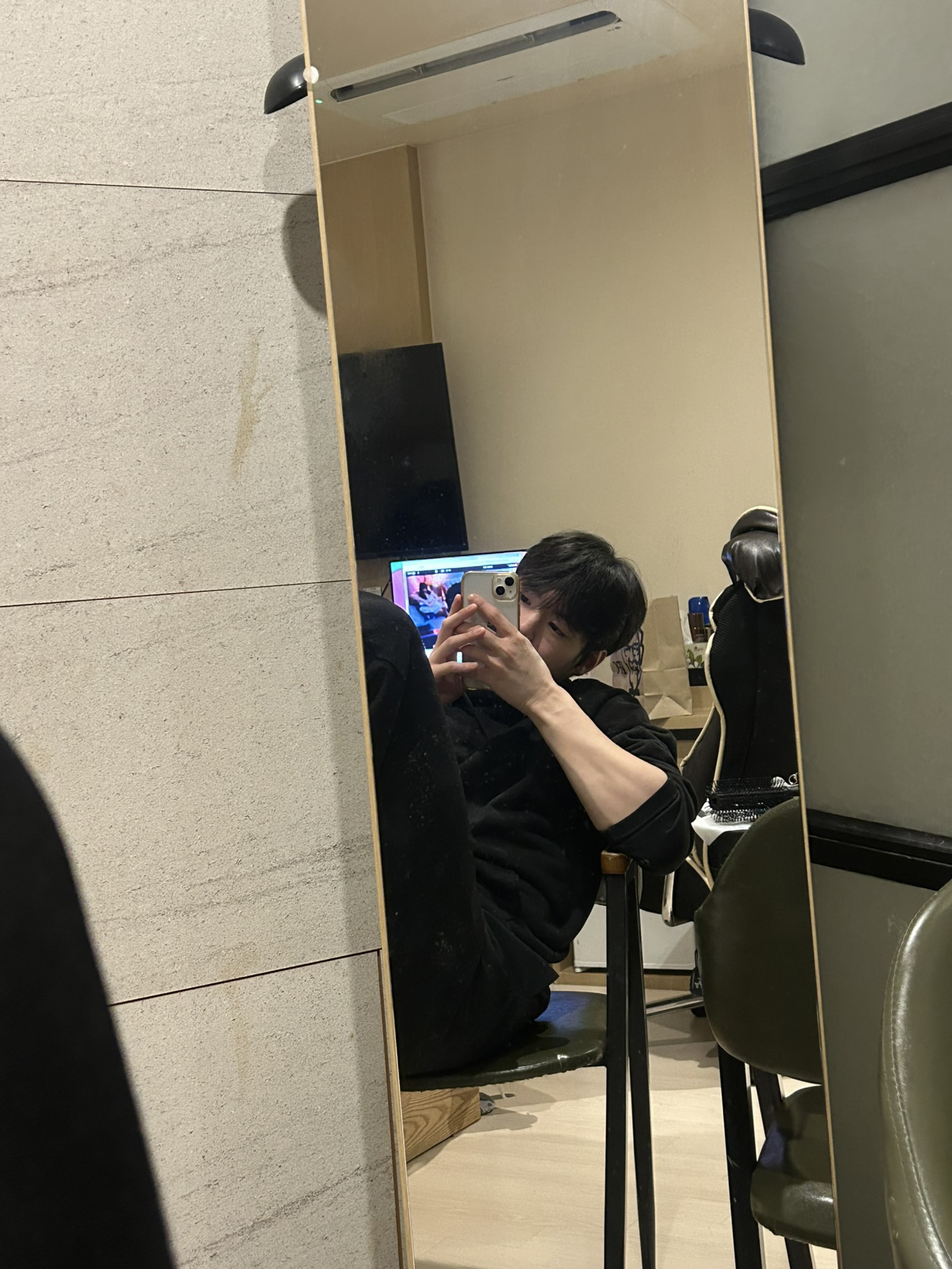 반갑시긔.