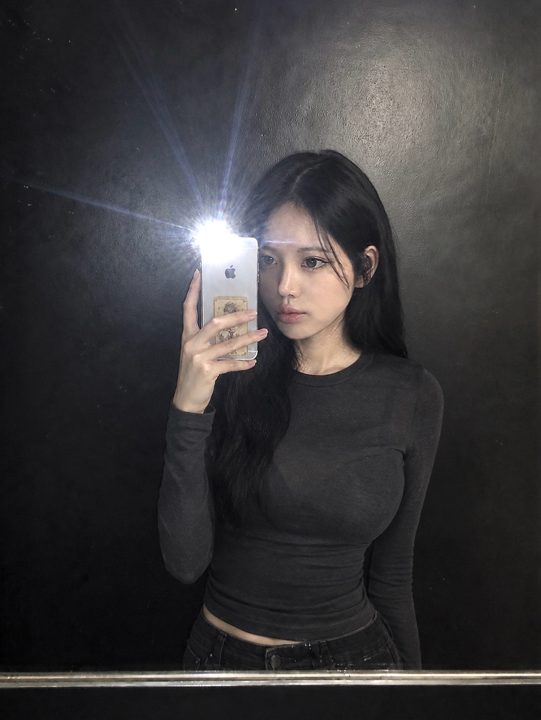 킄킄 나도 몰루