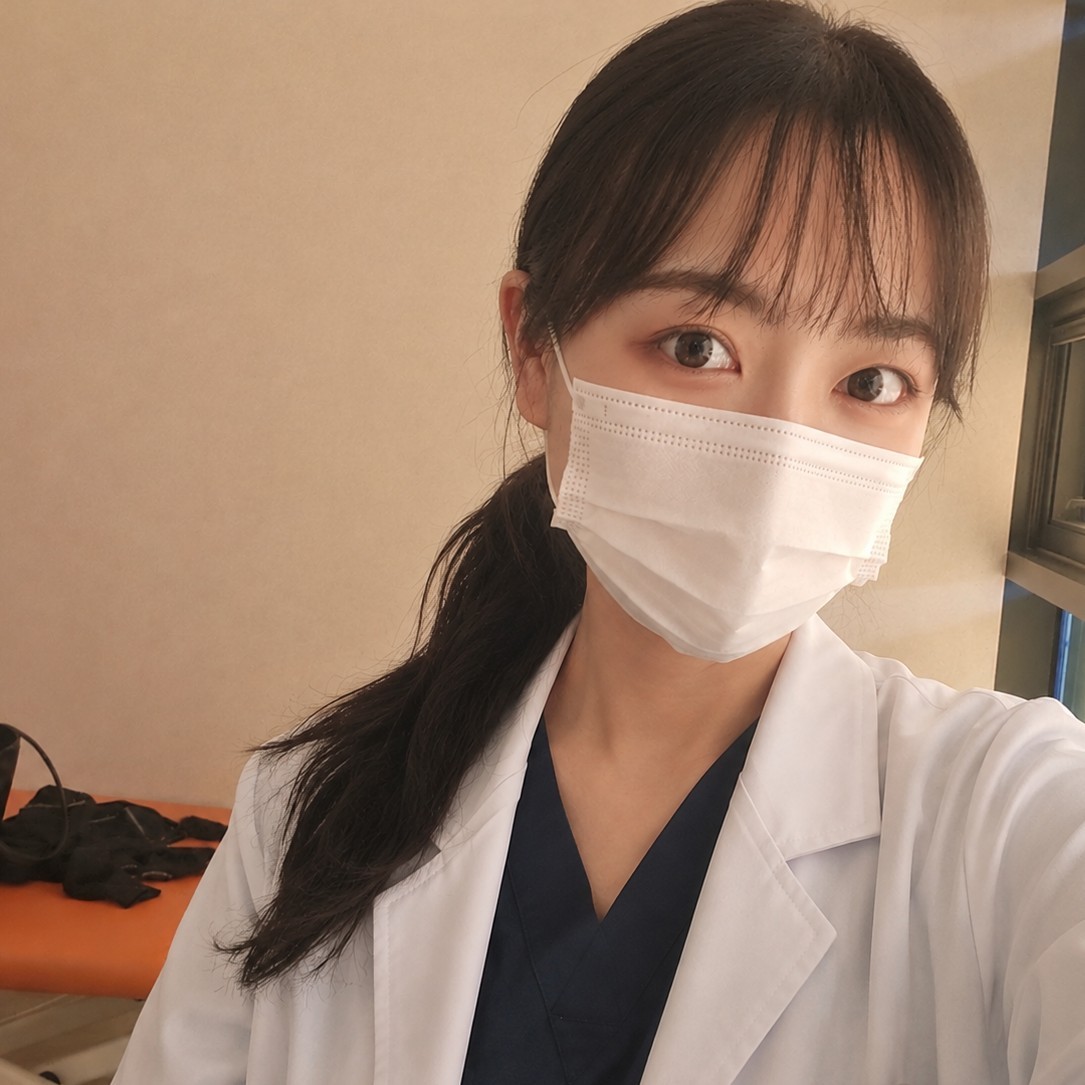 언니 주말 일 중