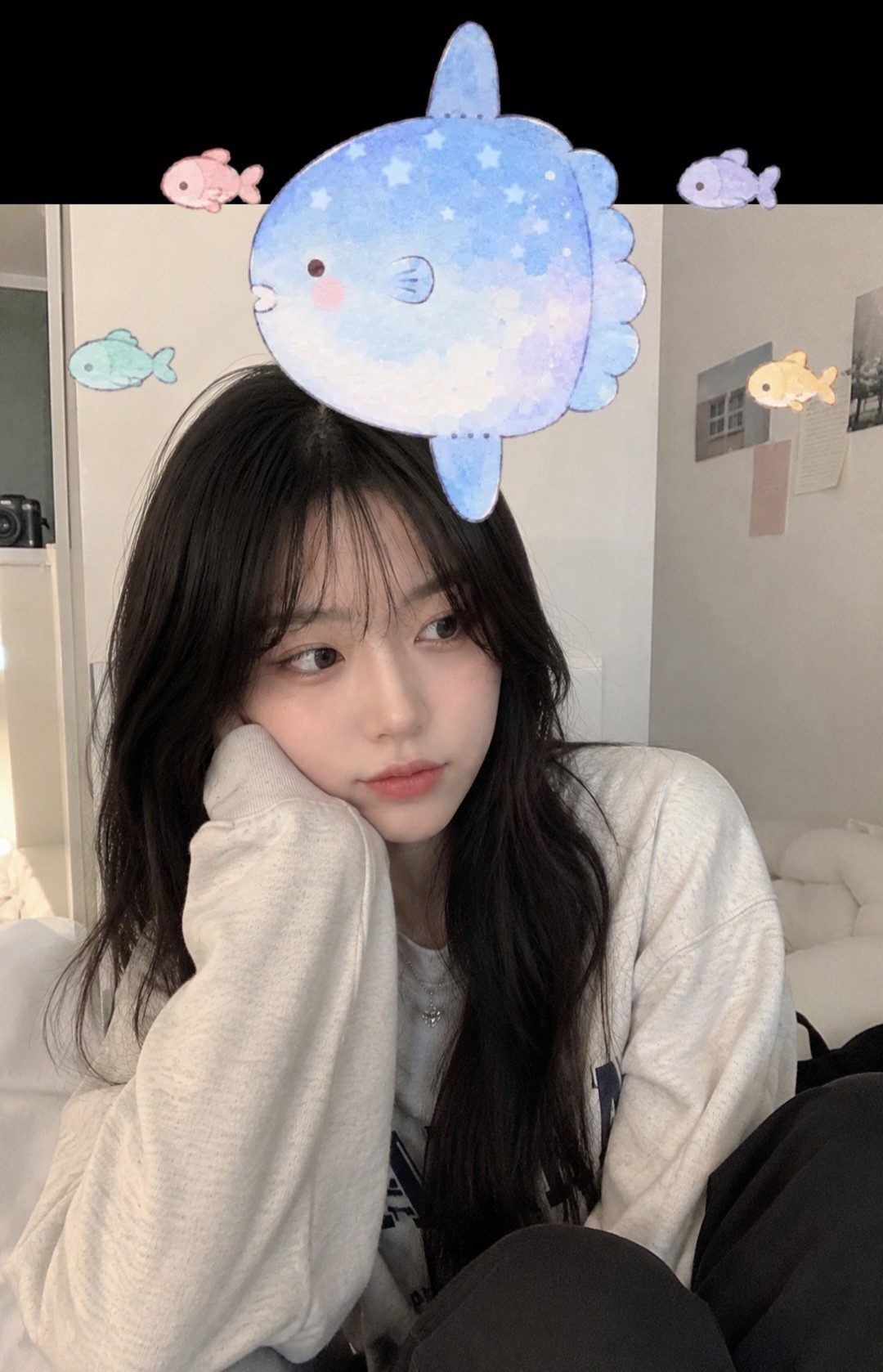 별 볼일 있는 귀여운 여성🍬
