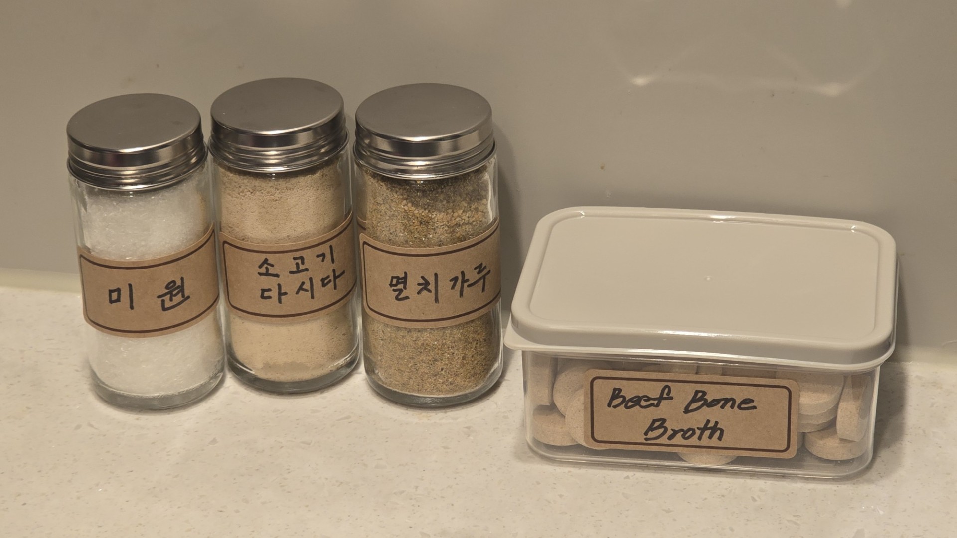 ❝ 여름을 사는 일 ❞