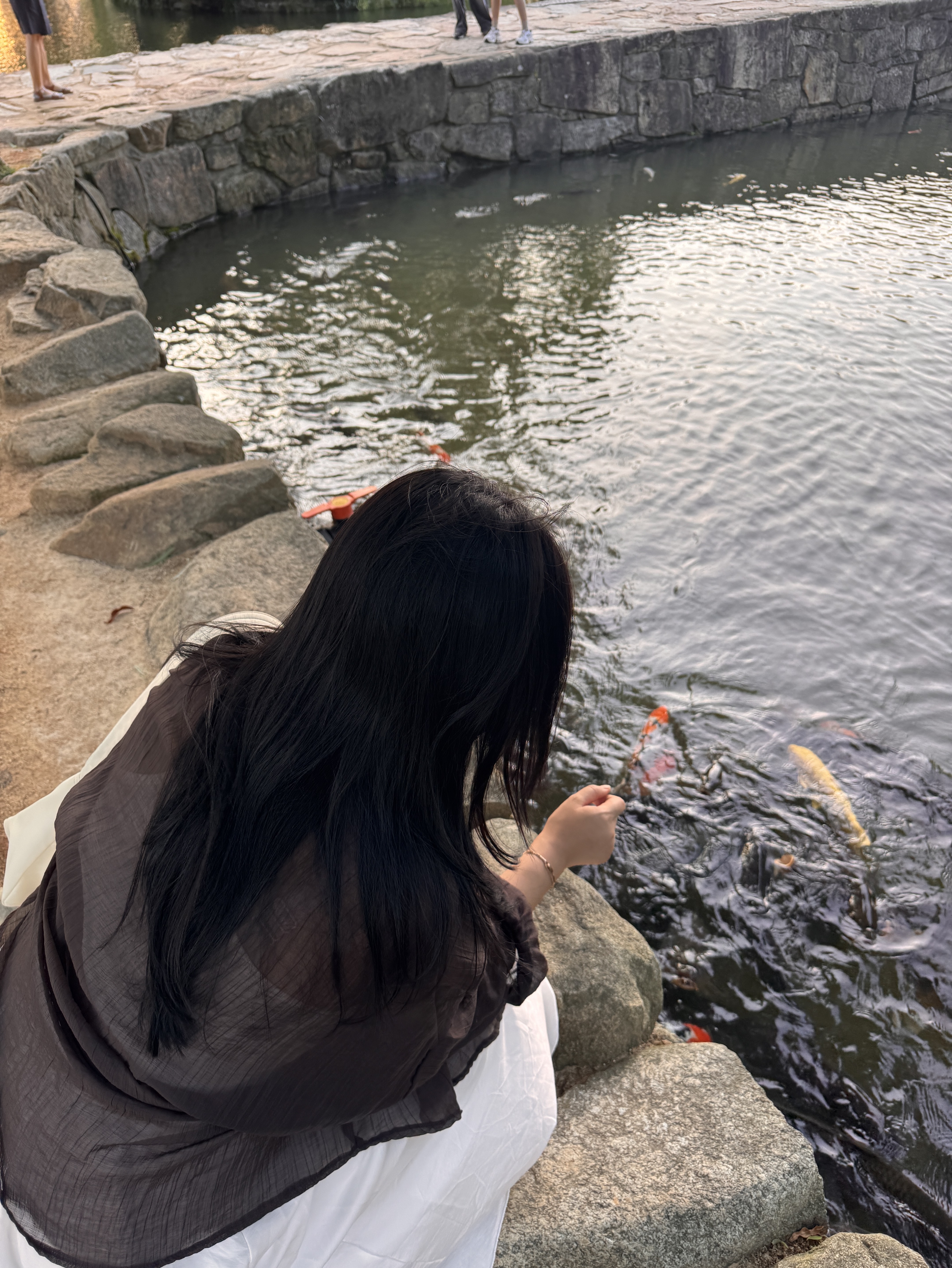 제가 노래를 잘하면 가수를 했다니까요