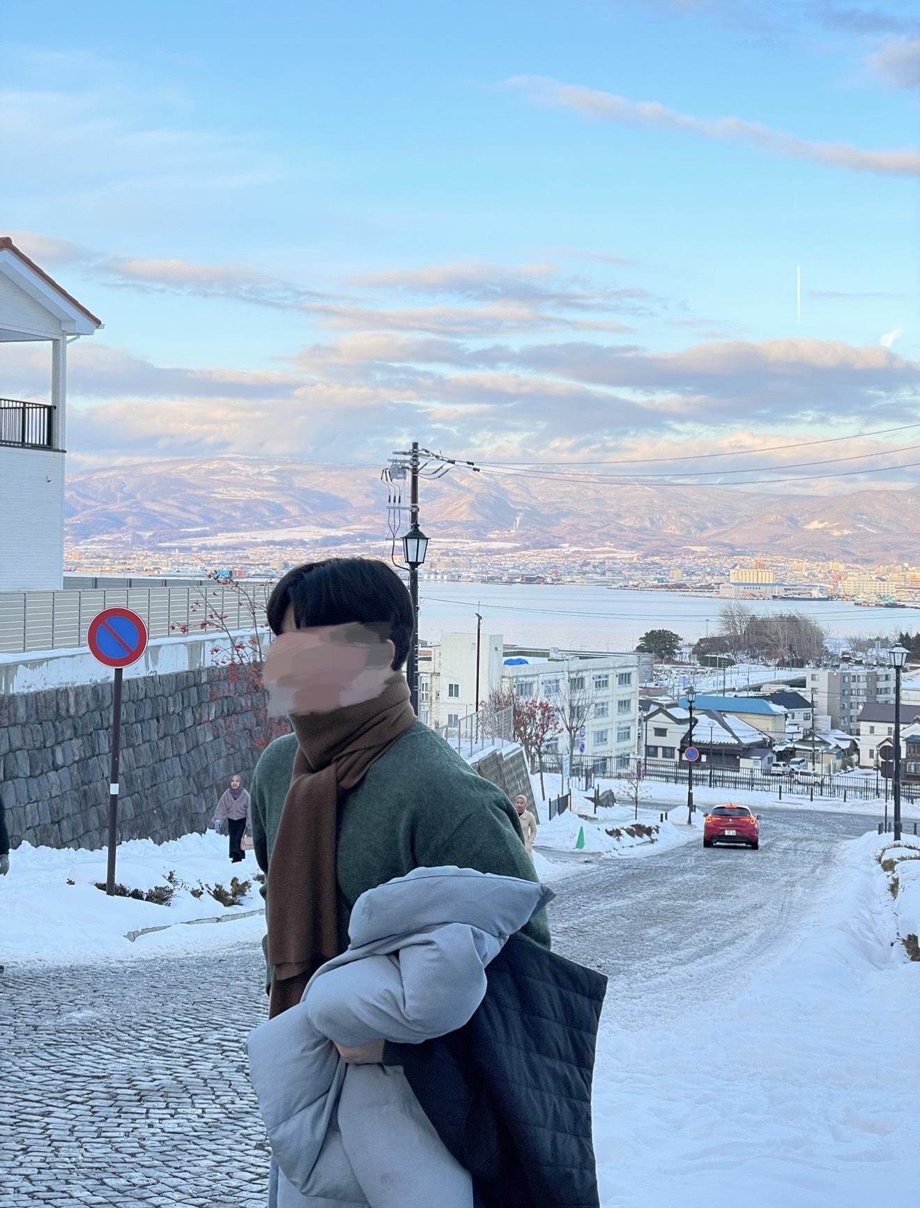 인사만 하고 가…지마!!