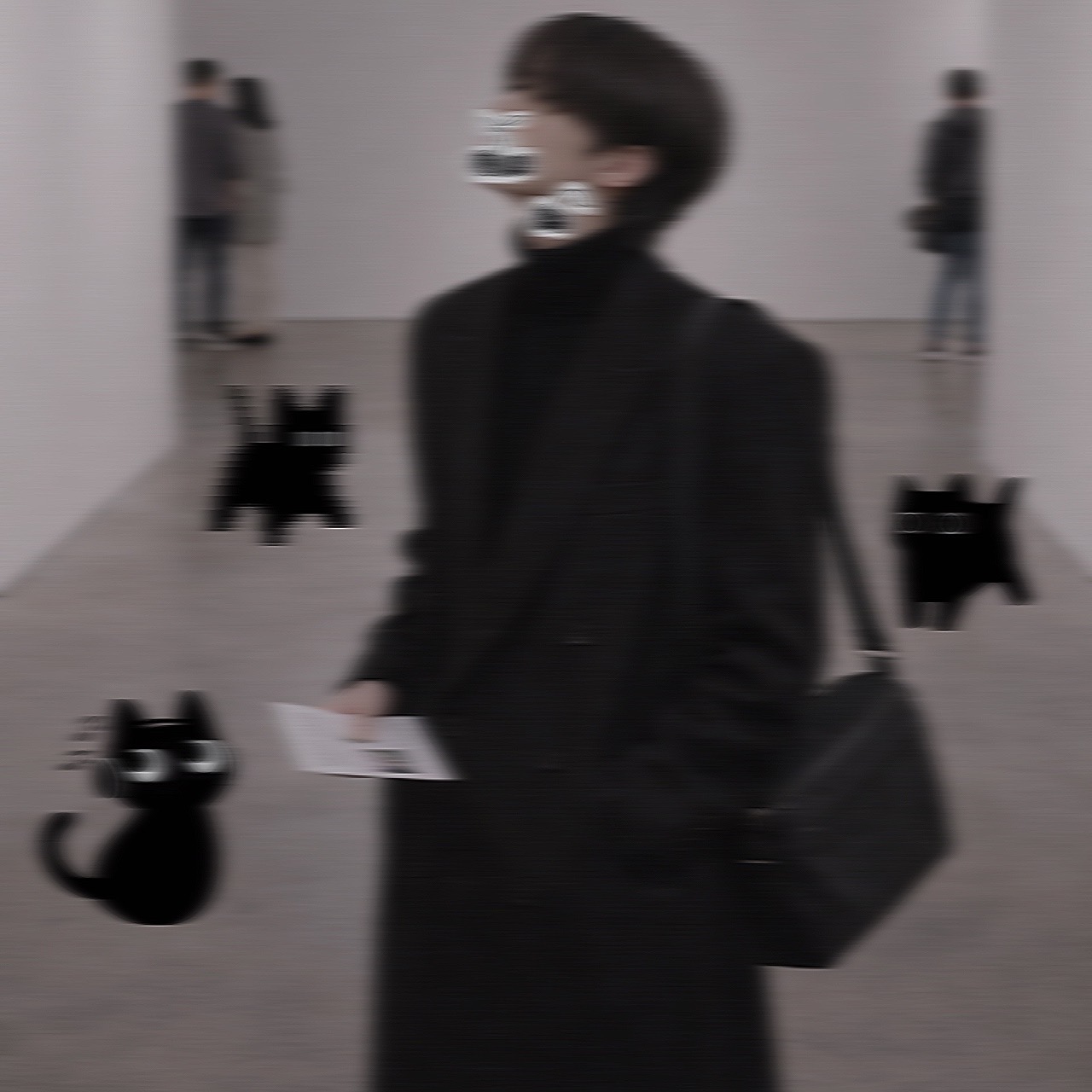 마침표의 개화를 알리며