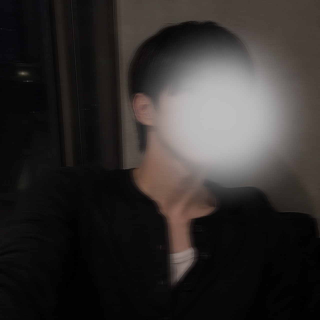 마침표의 개화를 알리며