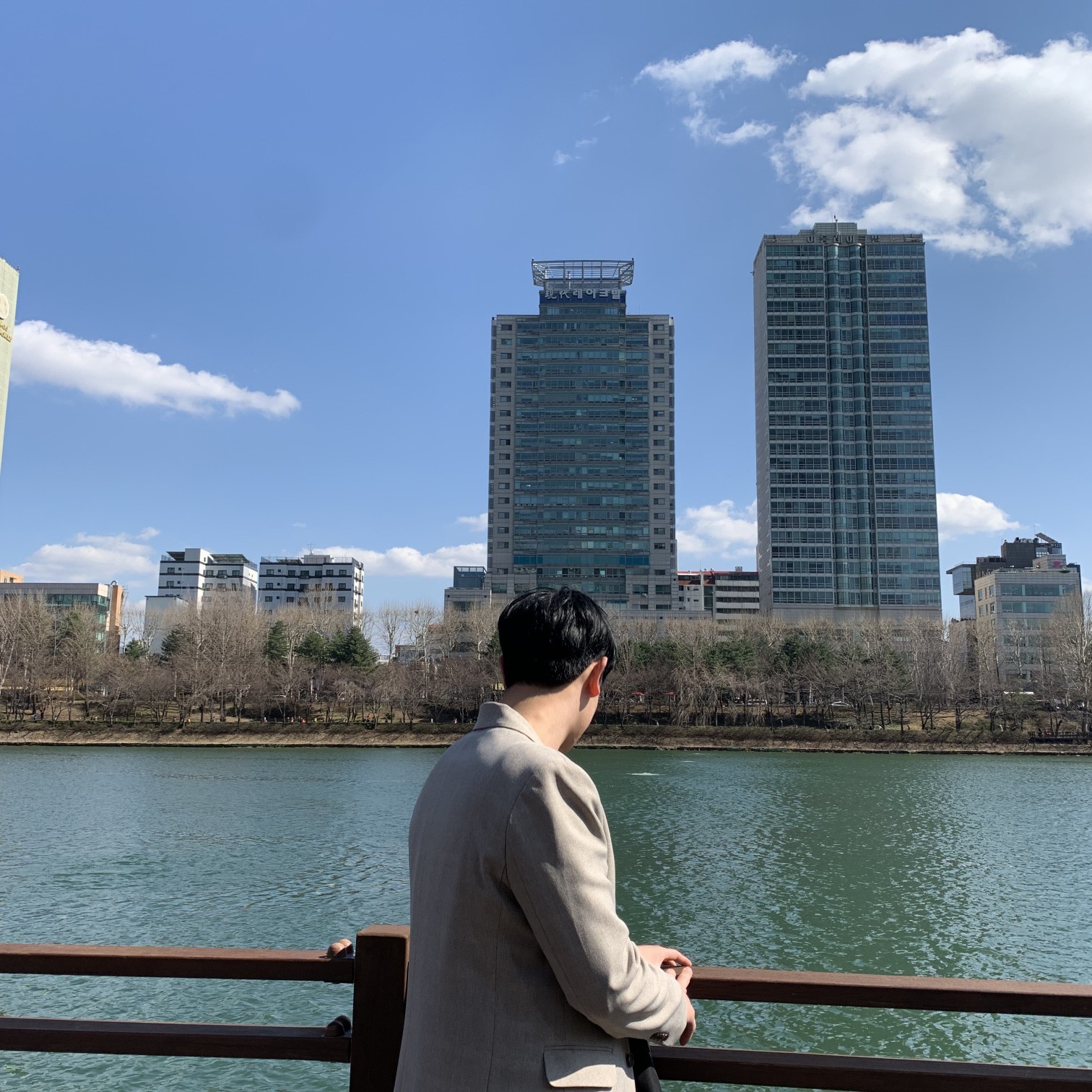둠칫이 알라뷰