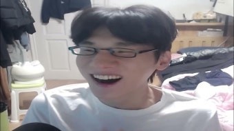 2번 샤워하러감