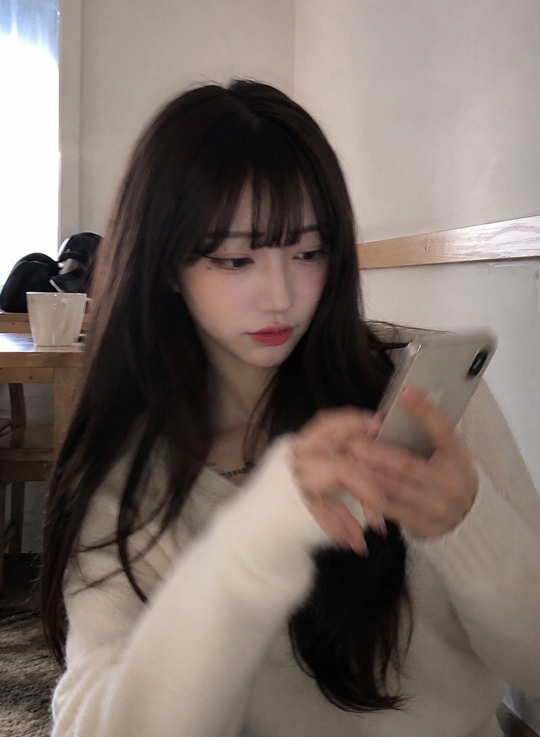 눈 마주쳤지❓