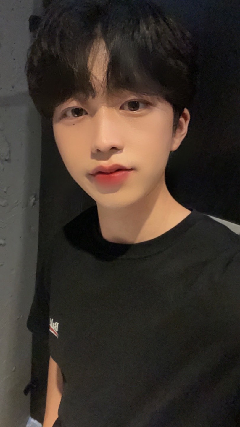 신입 1일차입니다