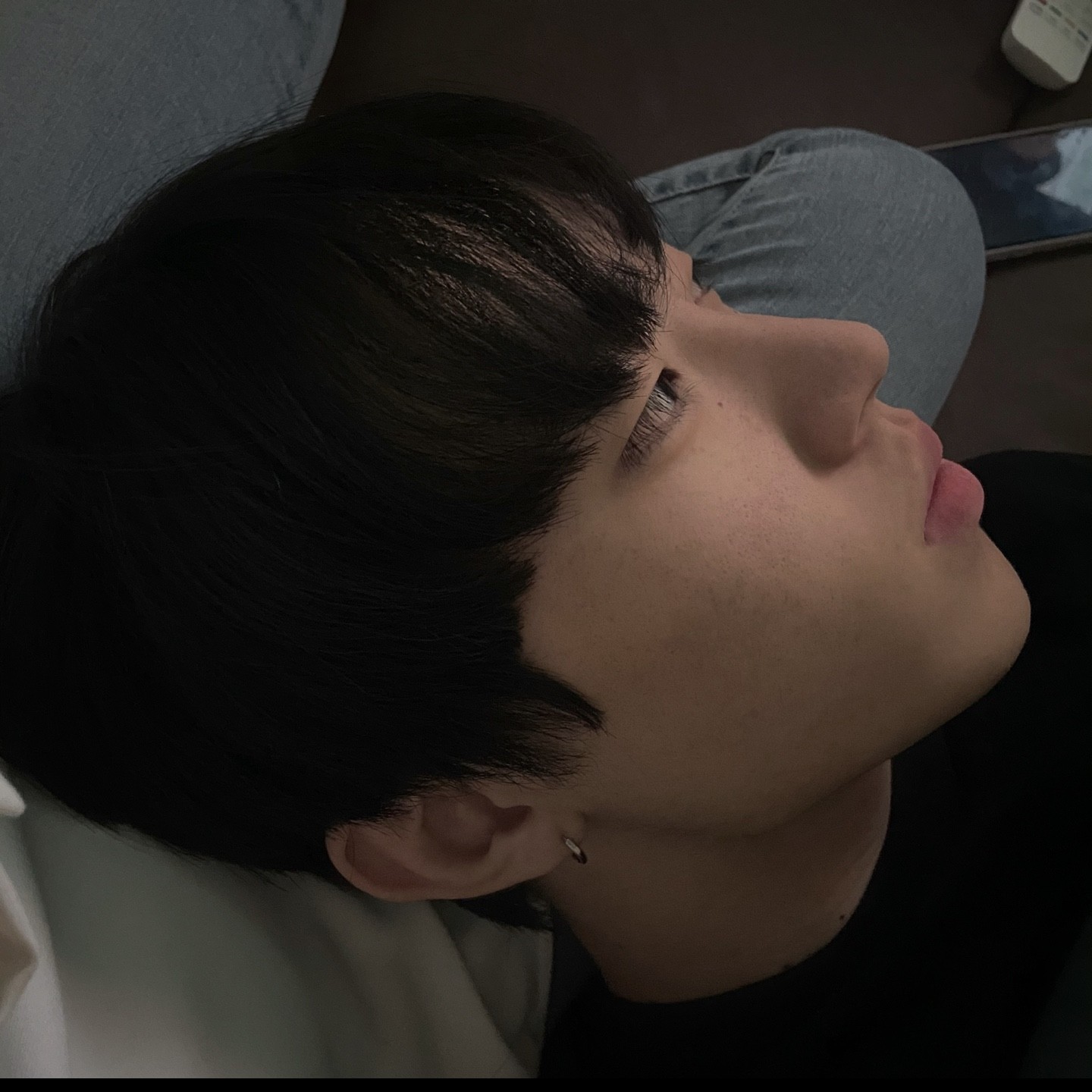 어휴 .