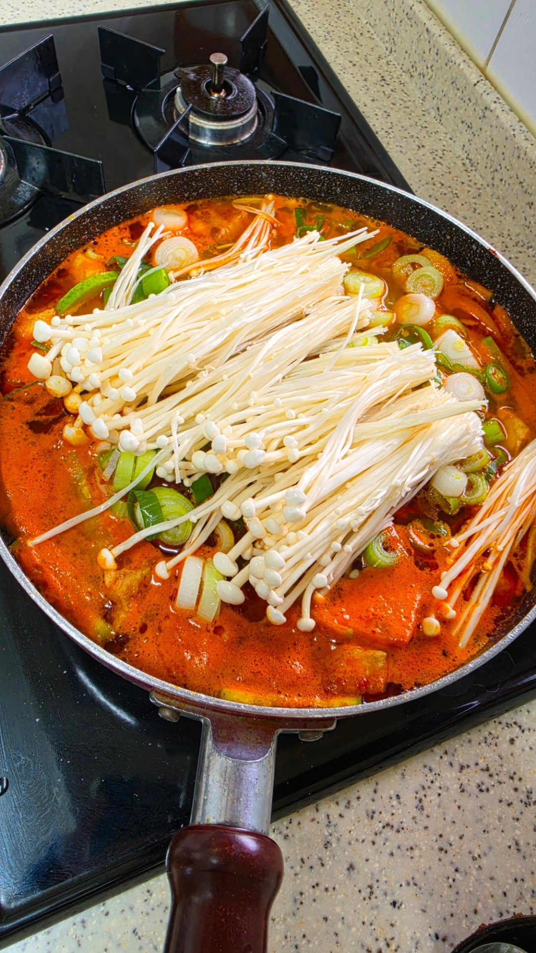 독거노인의 고추장찌개 쿡방